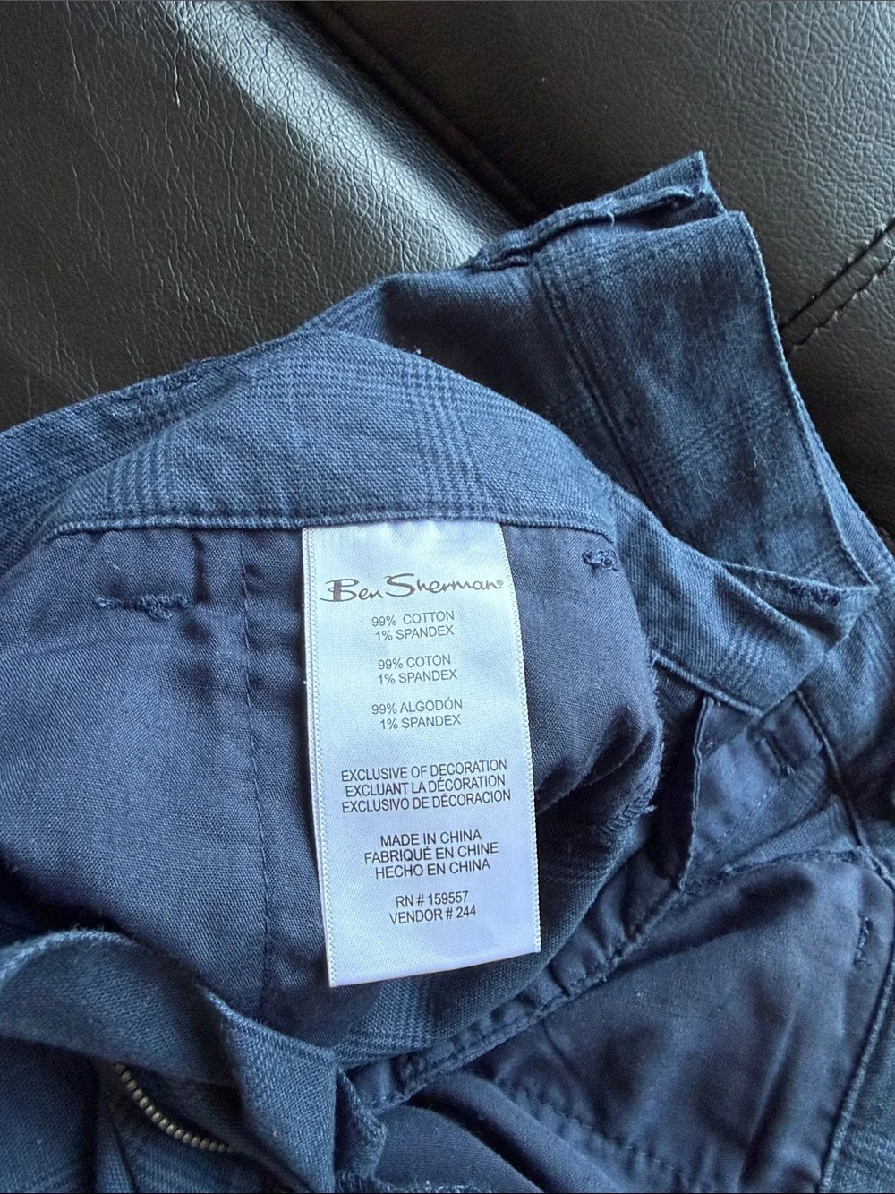 Ben Sherman Men's Navy plaid  Dress Pants - Classic Slim   Fit. 30w 32 L